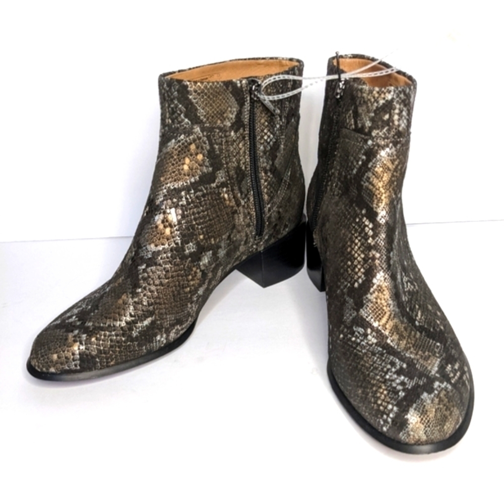 NWT Vionic Kamryn Leather Ankle Heeled Chelsea Boot Snakeskin Pewter Boa… - Picture 4 of 12